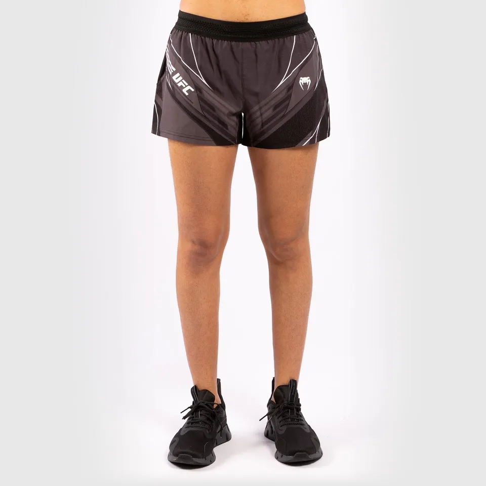 ufc-venum-replica-damen-shorts-schwarz-trainingsshorts image 1