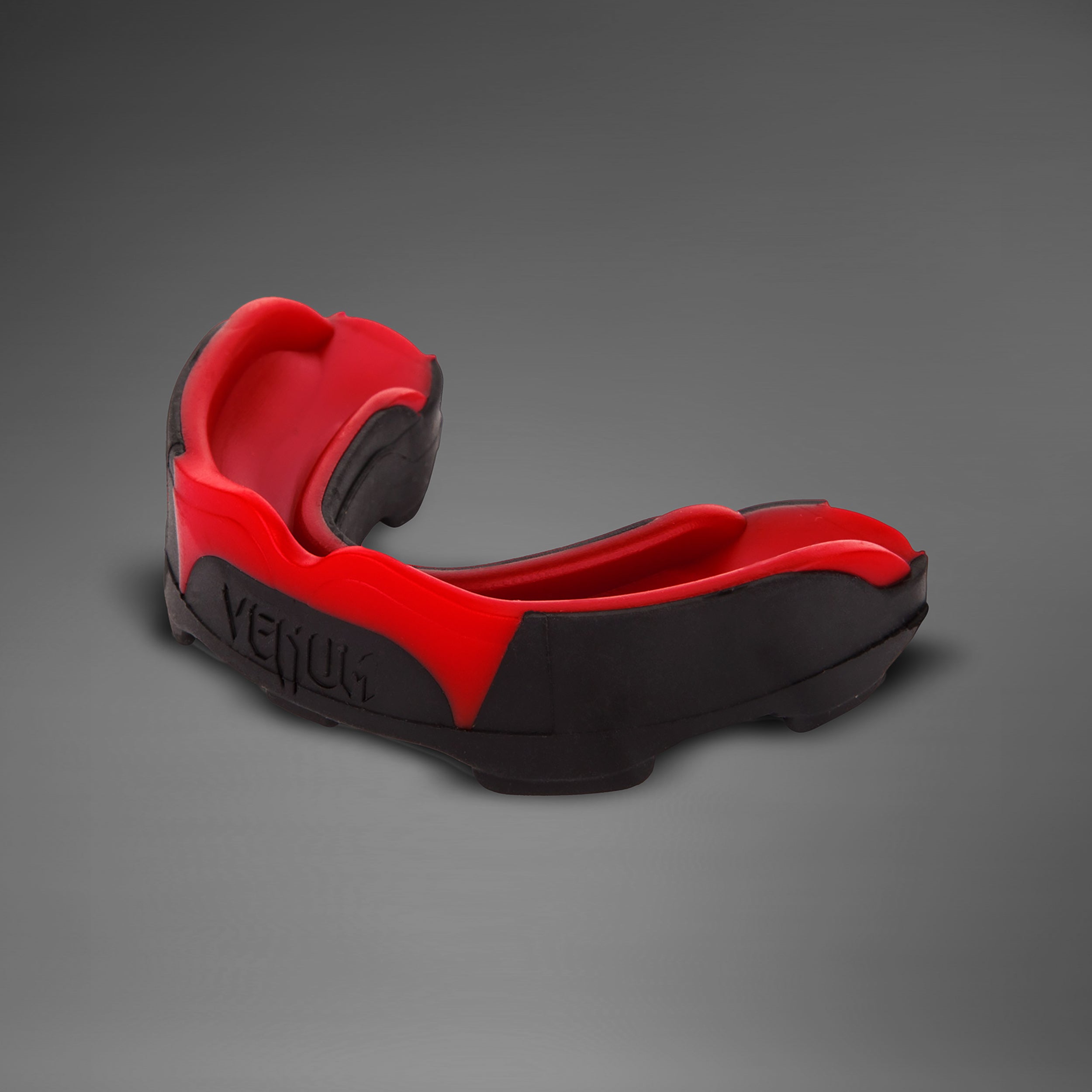 venum-predator-mundschutz-mit-gel-rahmen-schwarz-rot image 3