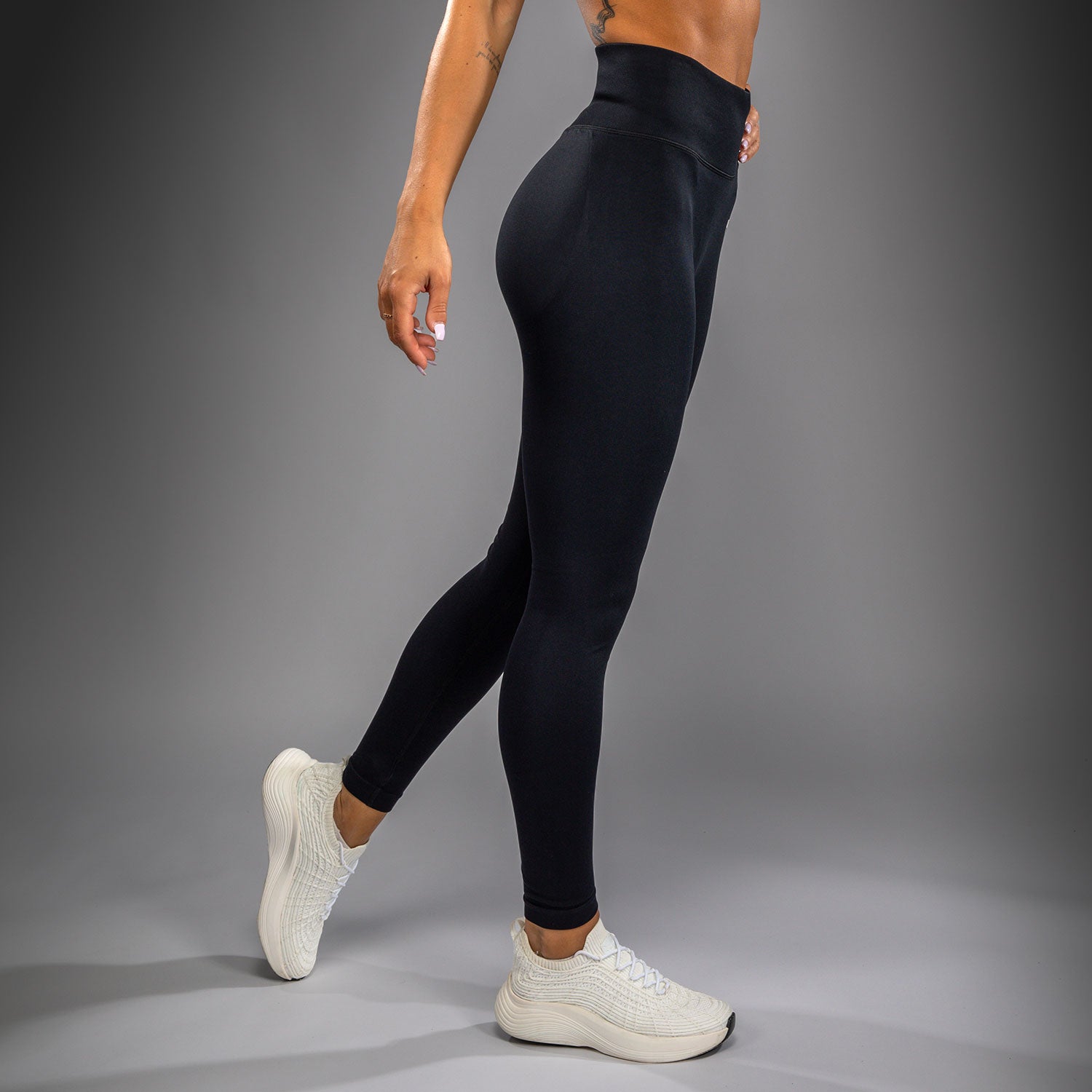 venum-sculpt-women-s-leggings-schwarz-wei-high-waist-seamless image 4