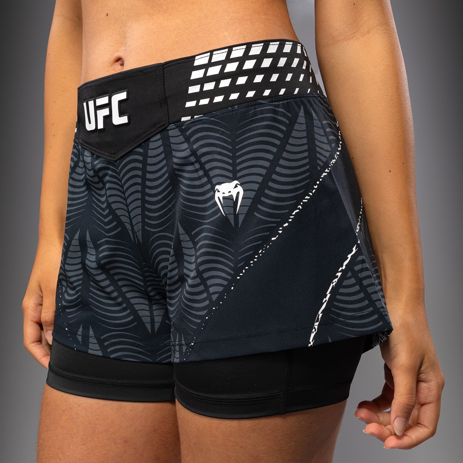 ufc-zenith-by-venum-authentic-fight-night-fight-short-damen-kurz-schwarz image 7