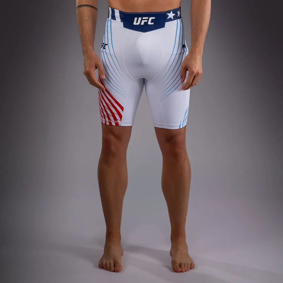 ufc-freedom-250-by-venum-vale-tudo-shorts-herren-wei image 1