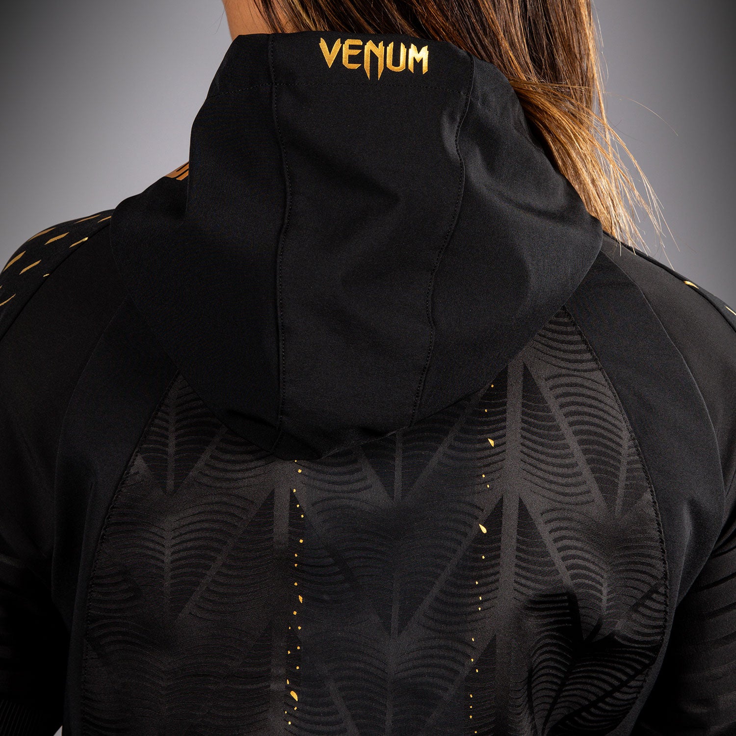 ufc-zenith-by-venum-authentic-fight-night-kapuzenjacke-damen-champion image 8