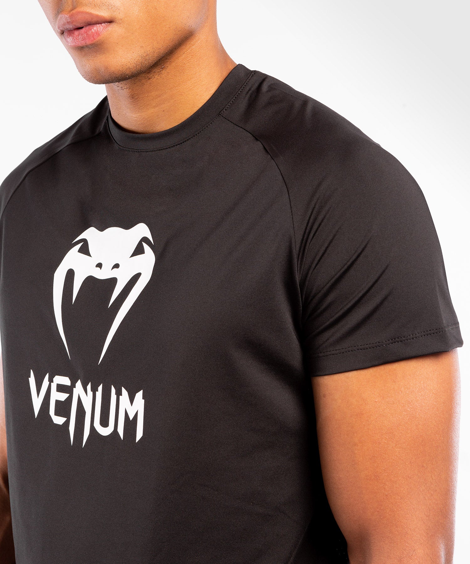 venum-classic-dry-tech-t-shirt-schwarz image 4