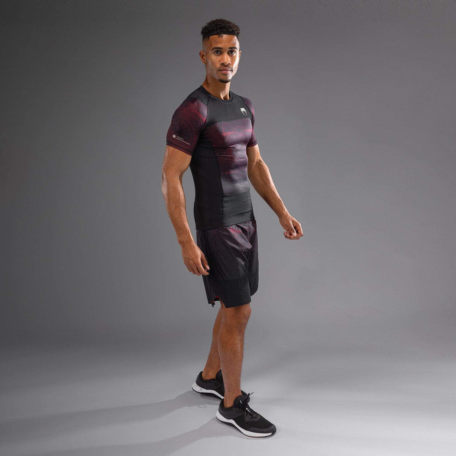 venum-g-fit-air-herren-kurzarm-rashguard-tiefschwarz-feuerrot image 4