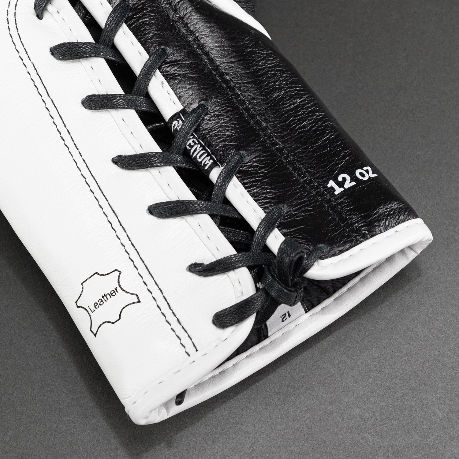 venum-hammer-pro-boxhandschuhe-mit-schn-rung-schwarz-wei image 4