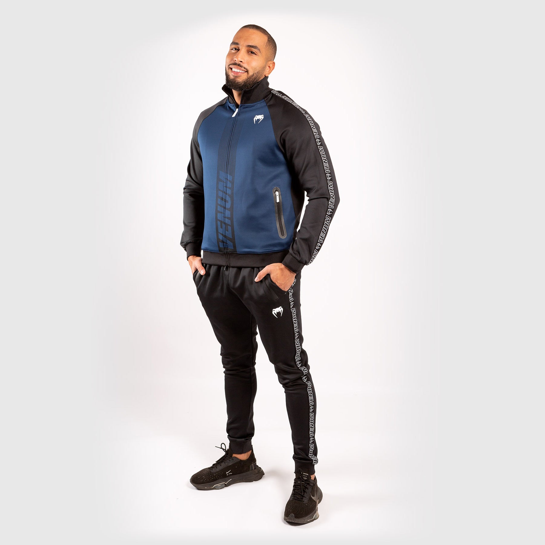 venum-club-212-track-jacket-marineblau-schwarz-herren-trainingsjacke image 1