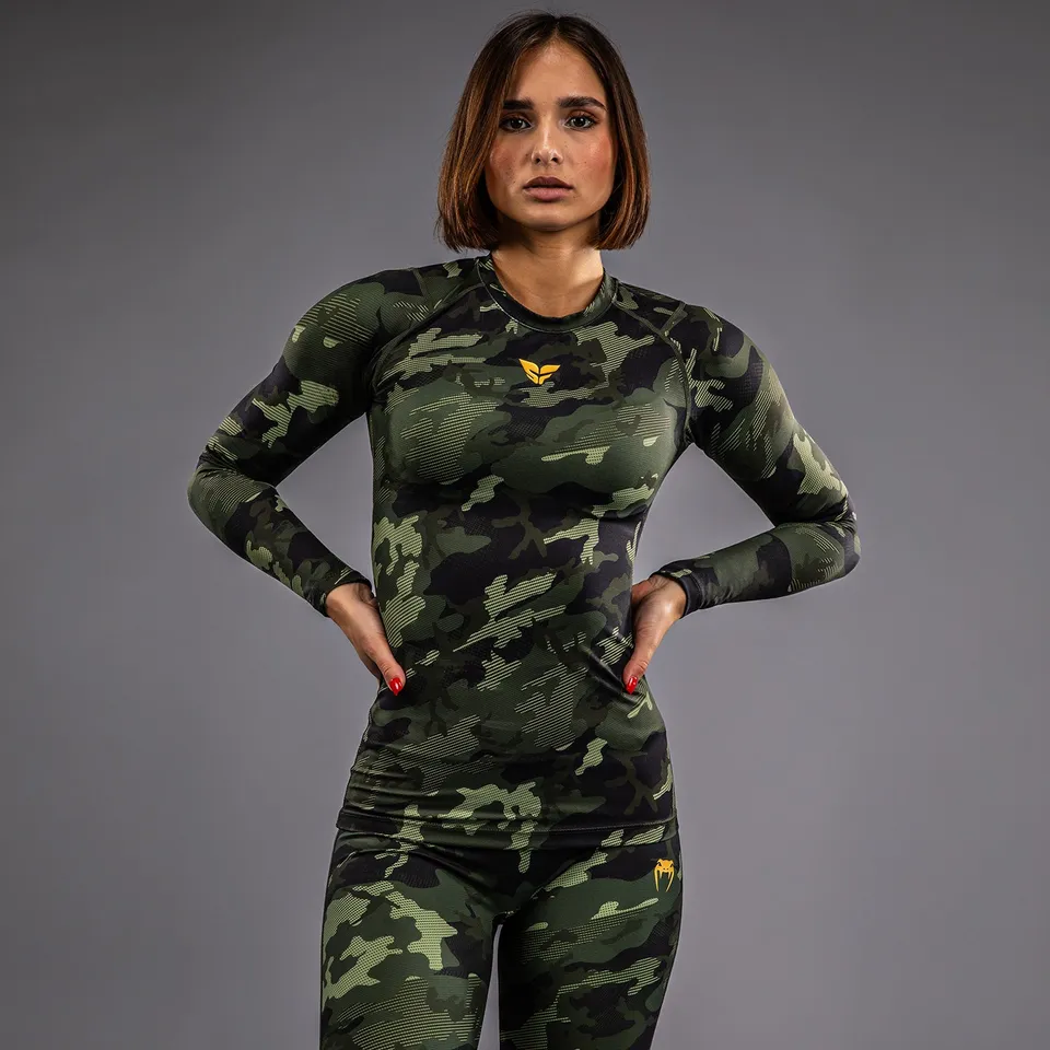 venum-x-sophia-rose-damen-langarm-rashguard-forest-camo image 1
