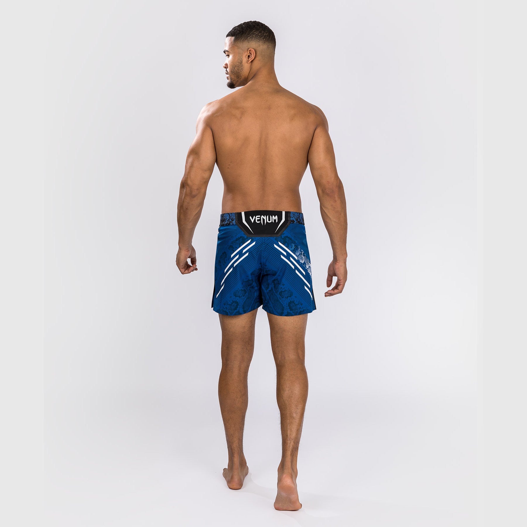 ufc-adrenaline-by-venum-authentic-fight-night-herren-kampfshorts-kurze-passform- image 6