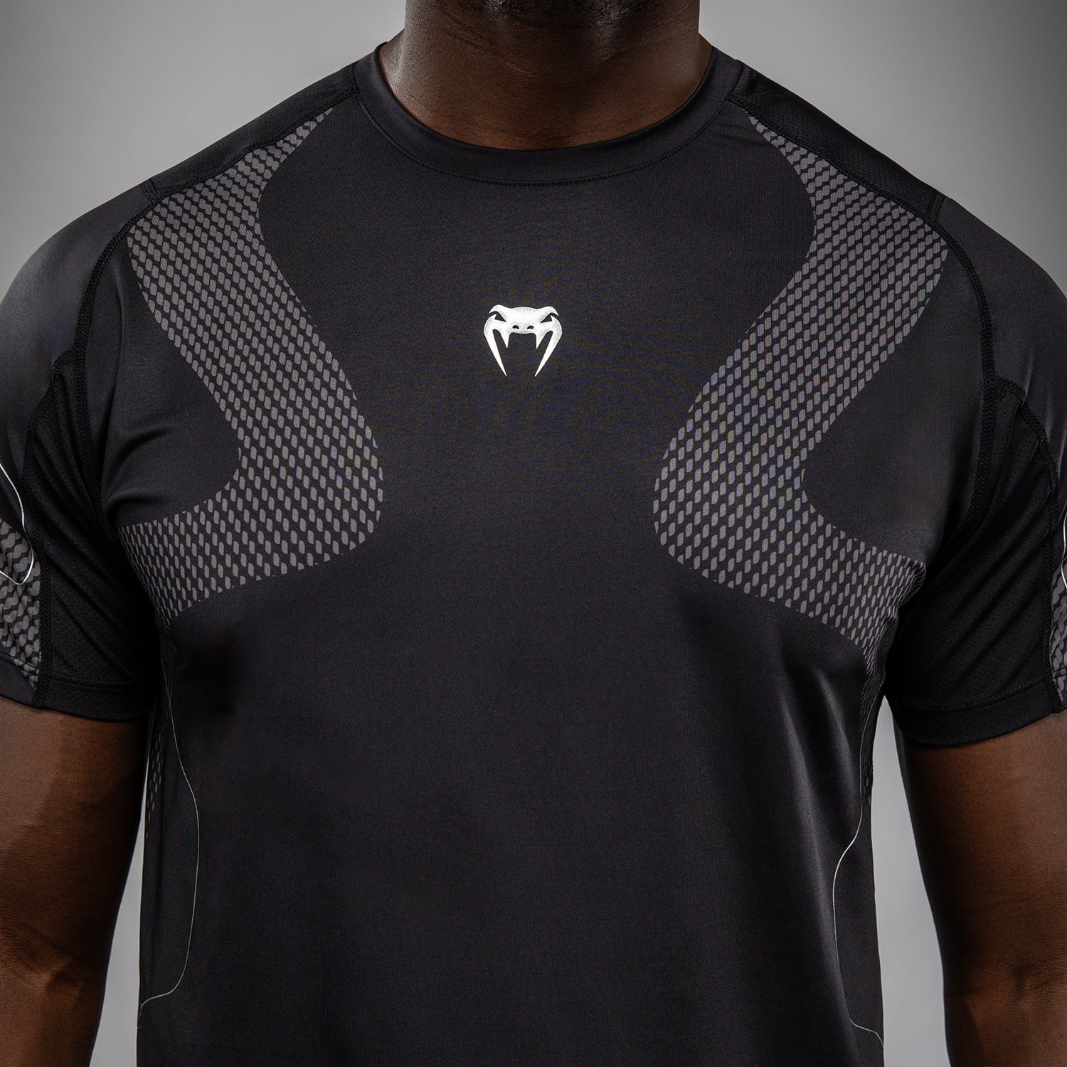 venum-nexus-dry-tech-t-shirt-herren-schwarz-silber image 6