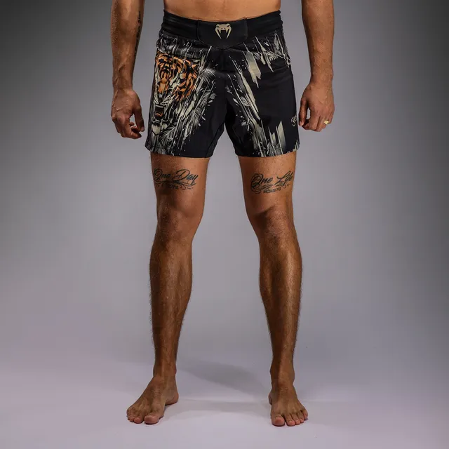venum-tiger-herren-kampfhose-fightshorts-schwarz-neonorange image 1