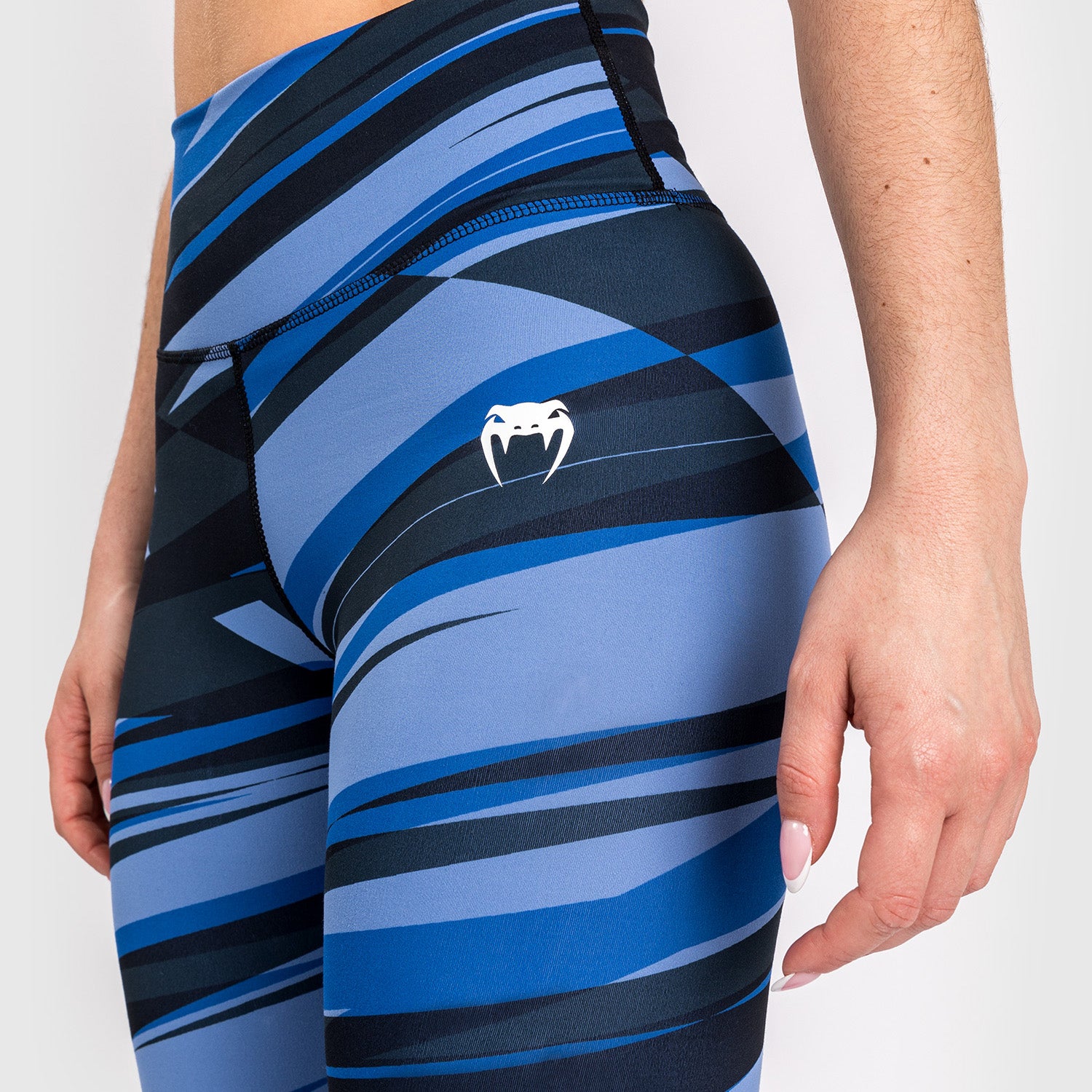 venum-abyss-damen-leggings-7-8-schatten-blau image 4