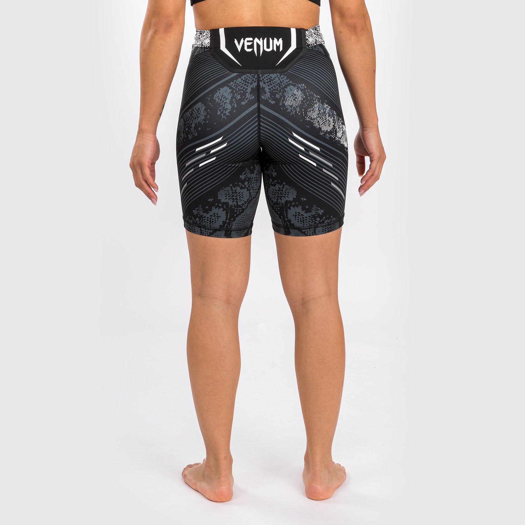 ufc-adrenaline-by-venum-authentic-fight-night-vale-tudo-short-damen-lang-schwarz image 2