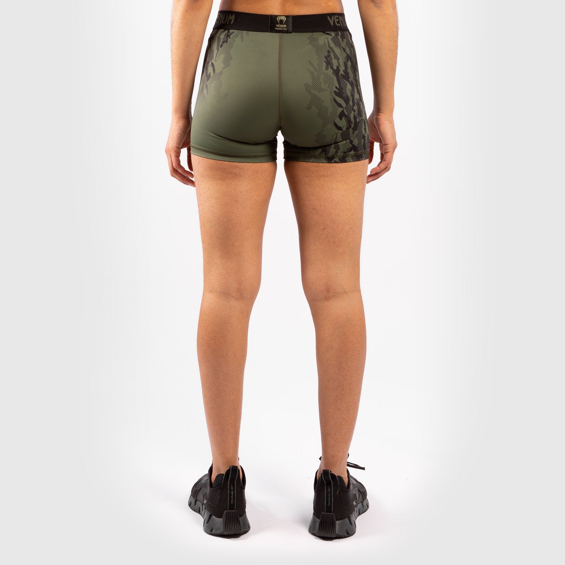 venum-ufc-authentic-fight-week-damen-kompressionsshorts-khaki image 3