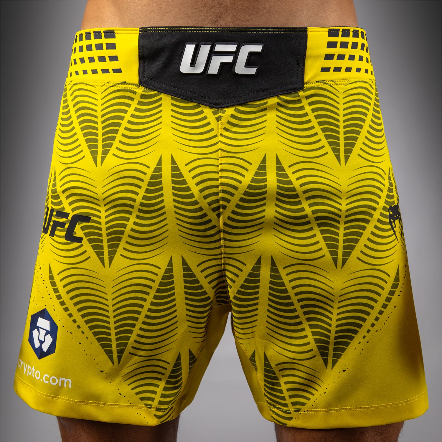 ufc-zenith-by-venum-authentic-fight-night-fight-short-herren-short-fit-gelb image 5