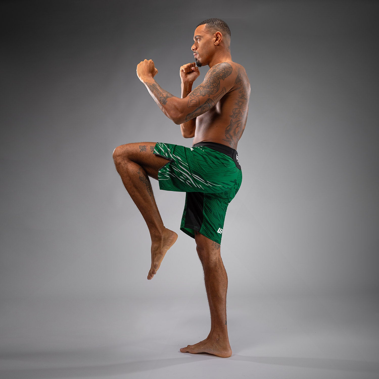 ufc-fusion-by-venum-authentic-fight-night-fight-short-herren-long-fit-gr-n image 4