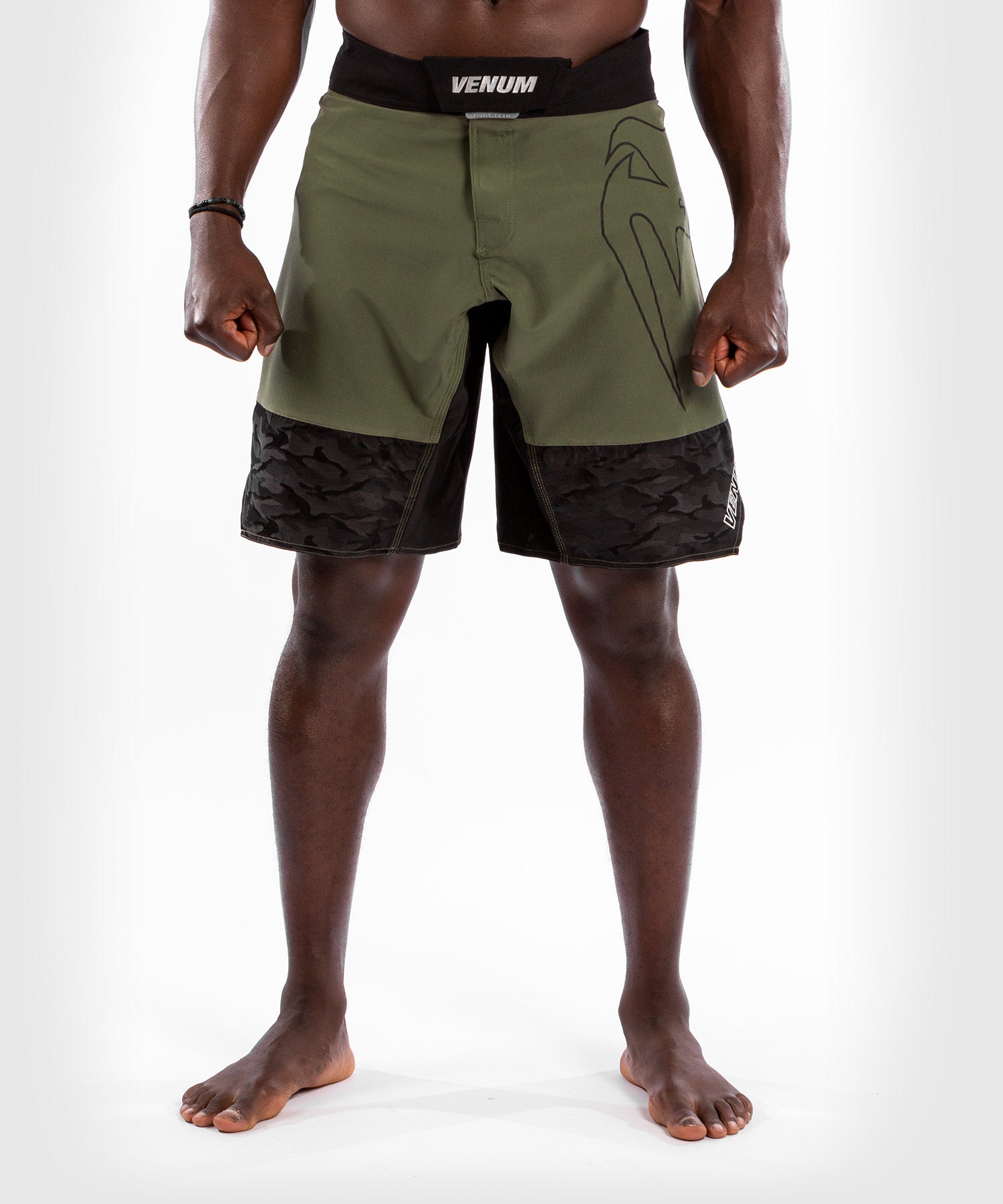 venum-light-4-0-fightshorts-khaki-silber image 1