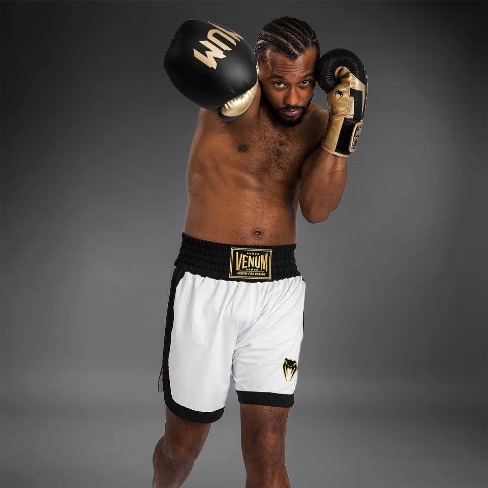 venum-classic-boxing-shorts-f-r-herren-wei-schwarz image 1