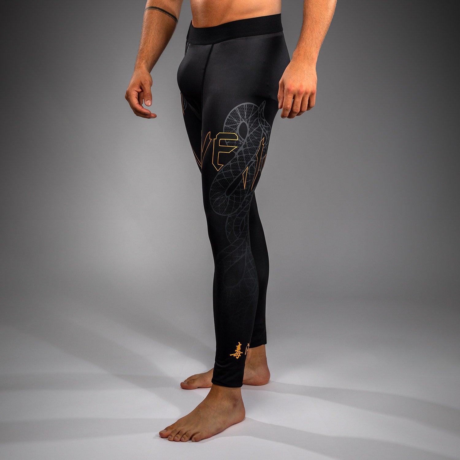 venum-serpenti-spats-schwarz-silber-gold-herren image 3