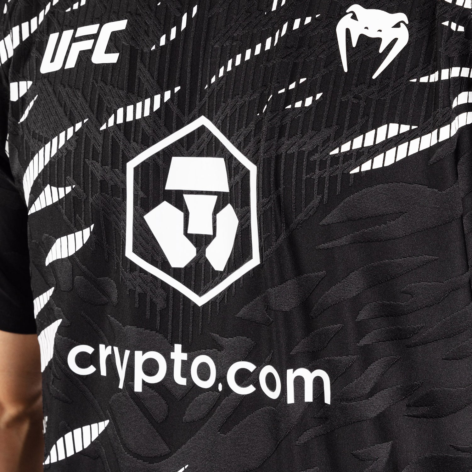 venum-ufc-fusion-authentic-fight-night-walkout-jersey-herren-schwarz image 7