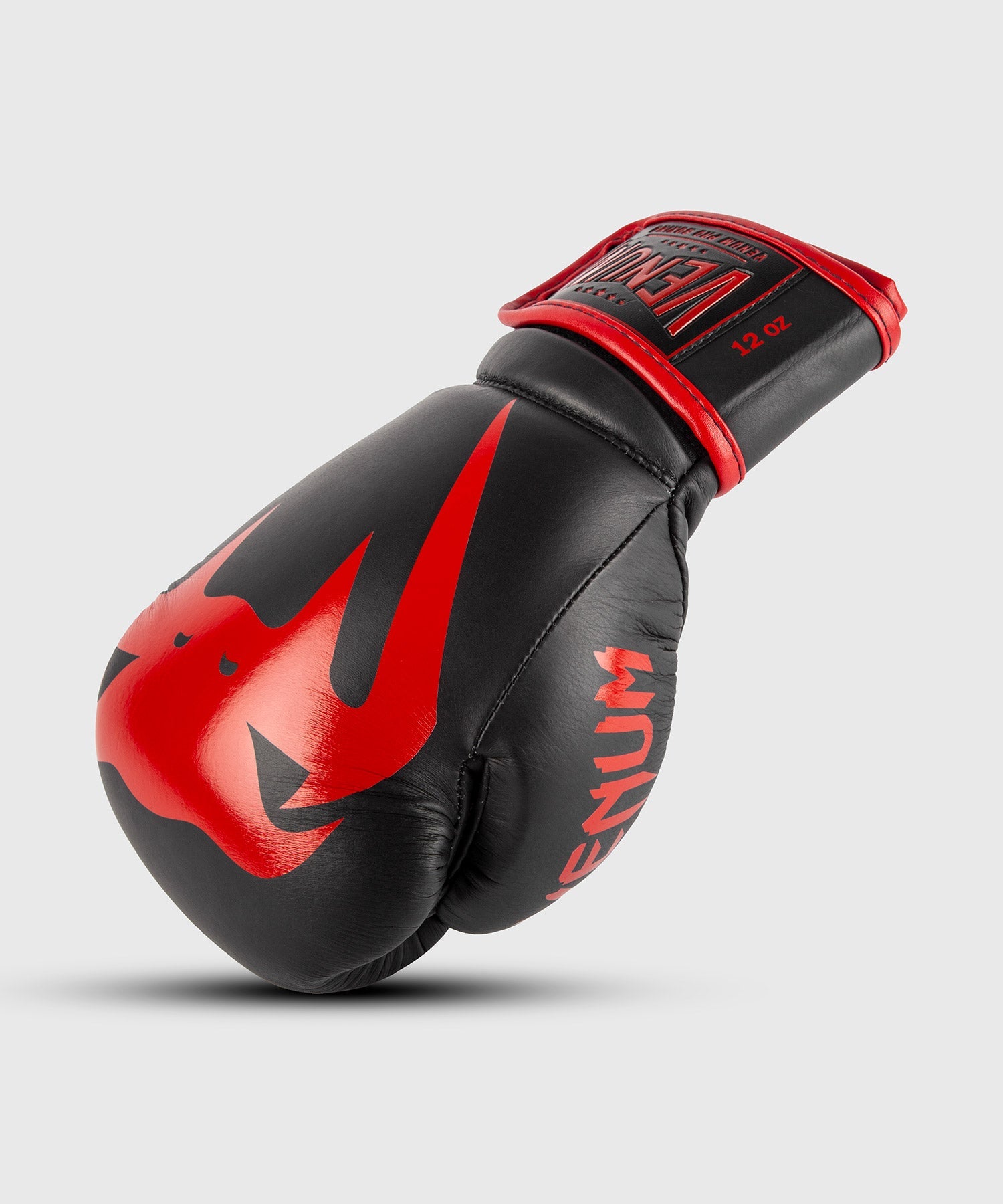 venum-giant-2-0-professionelle-boxhandschuhe-klettverschluss-rot-schwarz image 2