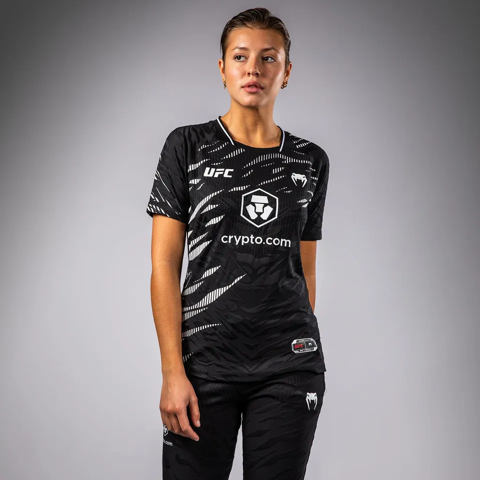ufc-fusion-by-venum-authentic-fight-night-walkout-jersey-schwarz-damen image 1