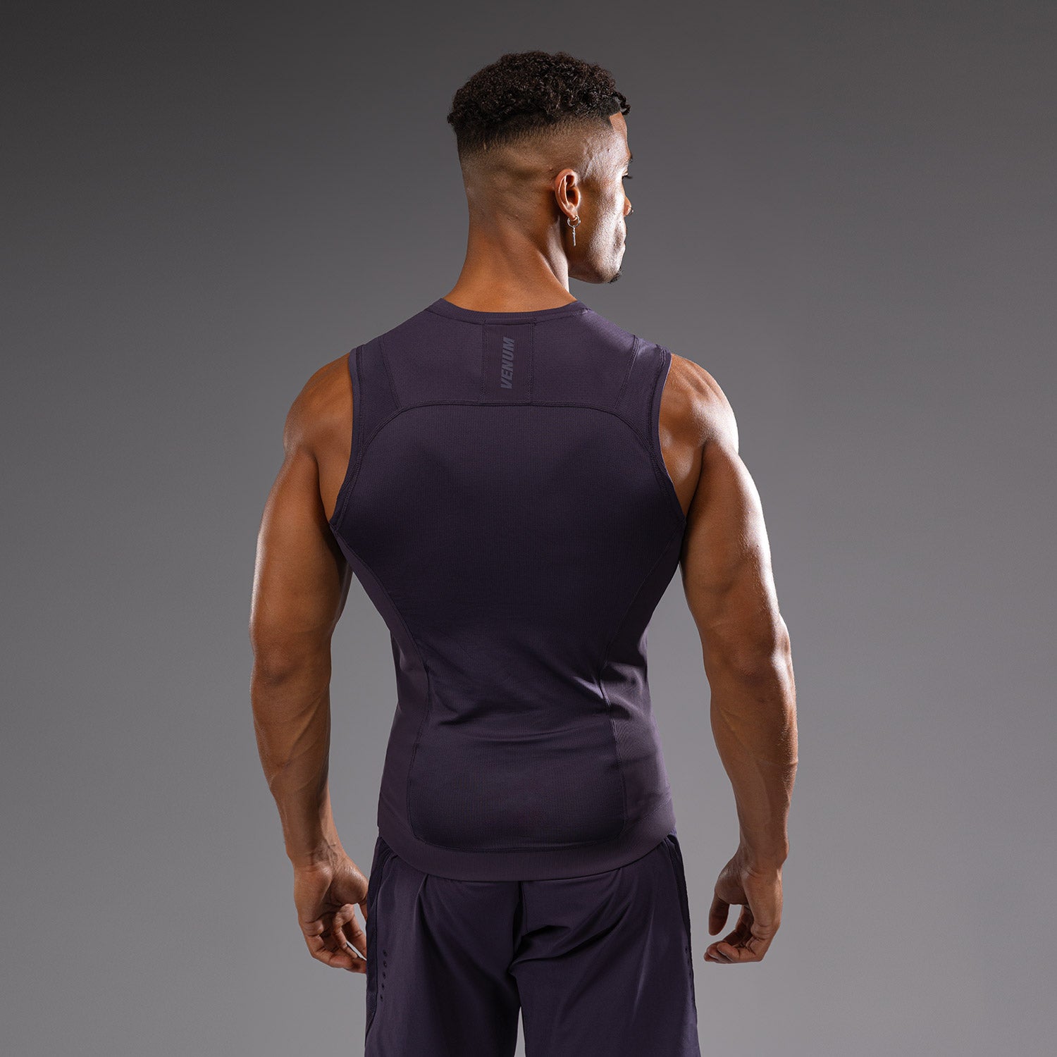 venum-g-fit-air-herren-rmelloses-rashguard-tiefpurpur image 3
