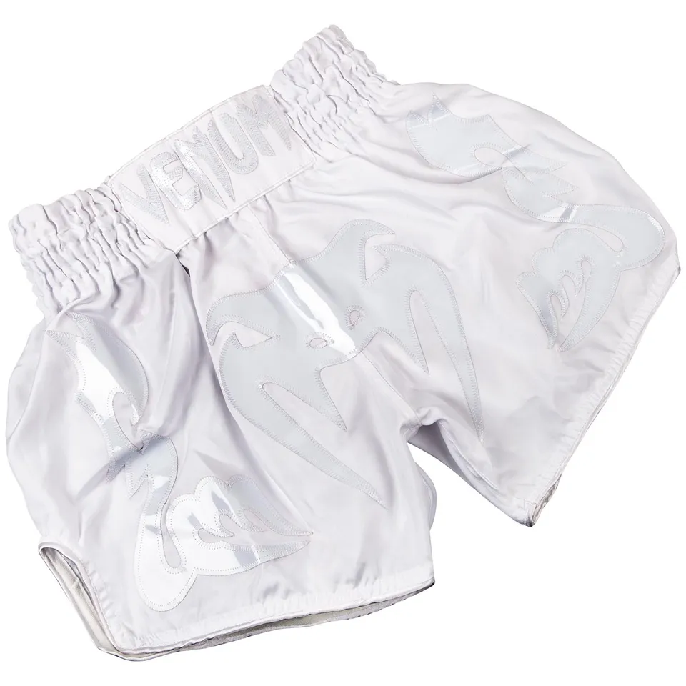 venum-bangkok-inferno-muay-thai-shorts-herren-wei-wei image 1