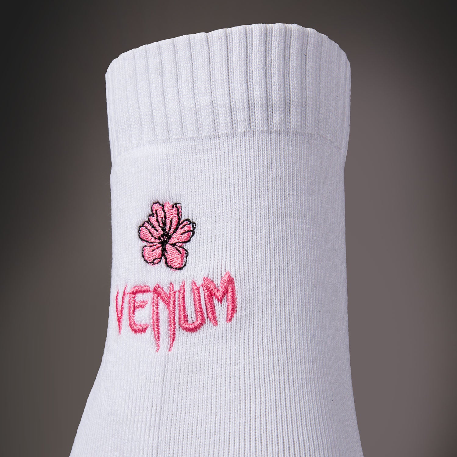 venum-vector-damen-sportsocken-kurz-wei image 3