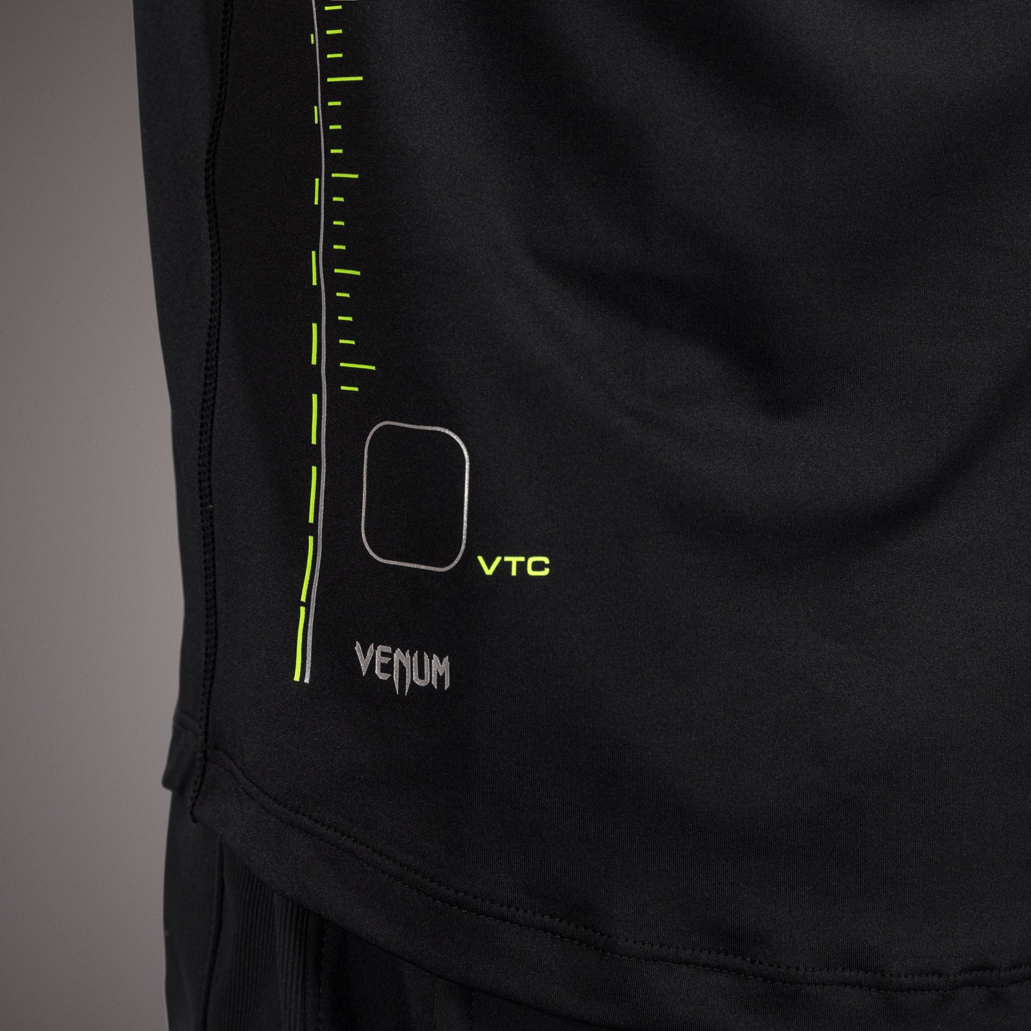 venum-training-camp-4-0-dry-tech-t-shirt-herren-schwarz-neongr-n image 4