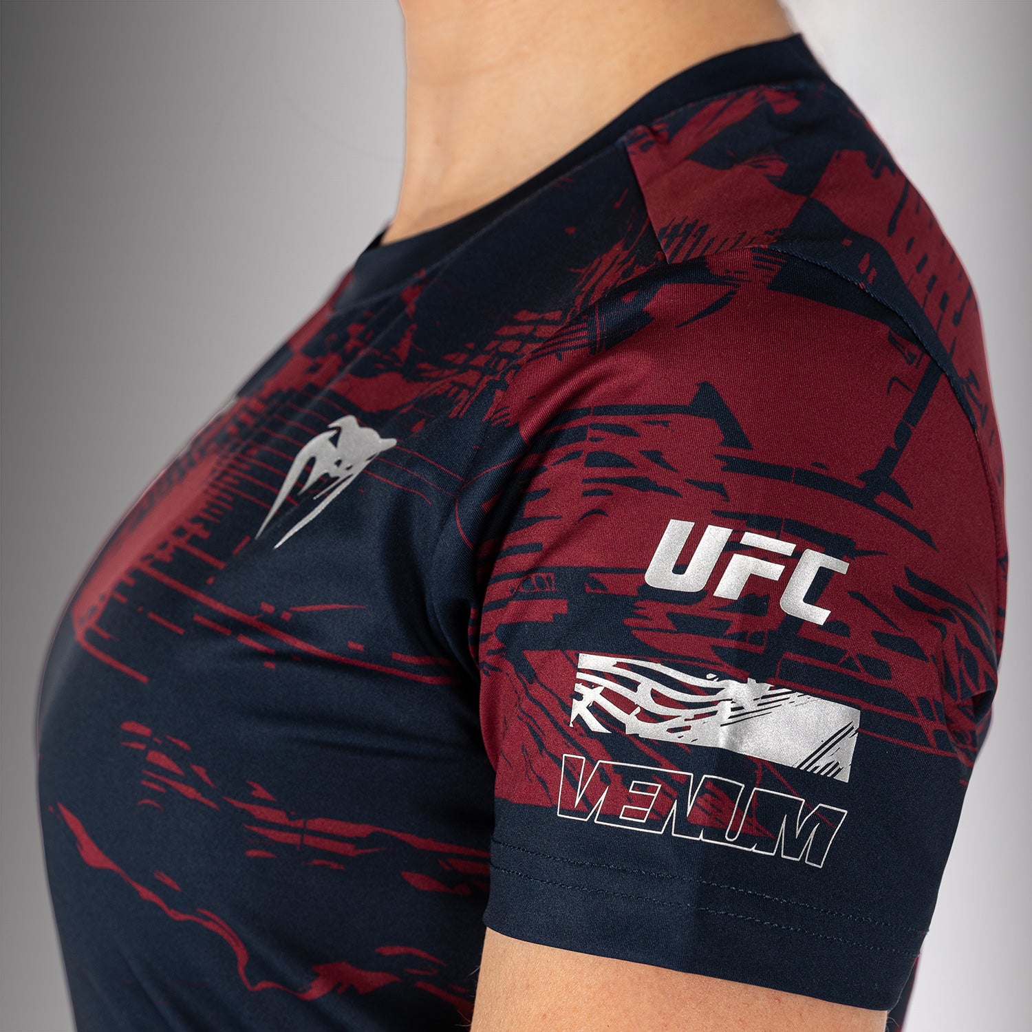 ufc-zenith-by-venum-authentic-fight-week-t-shirt-damen-marineblau-burgunderrot-s image 5