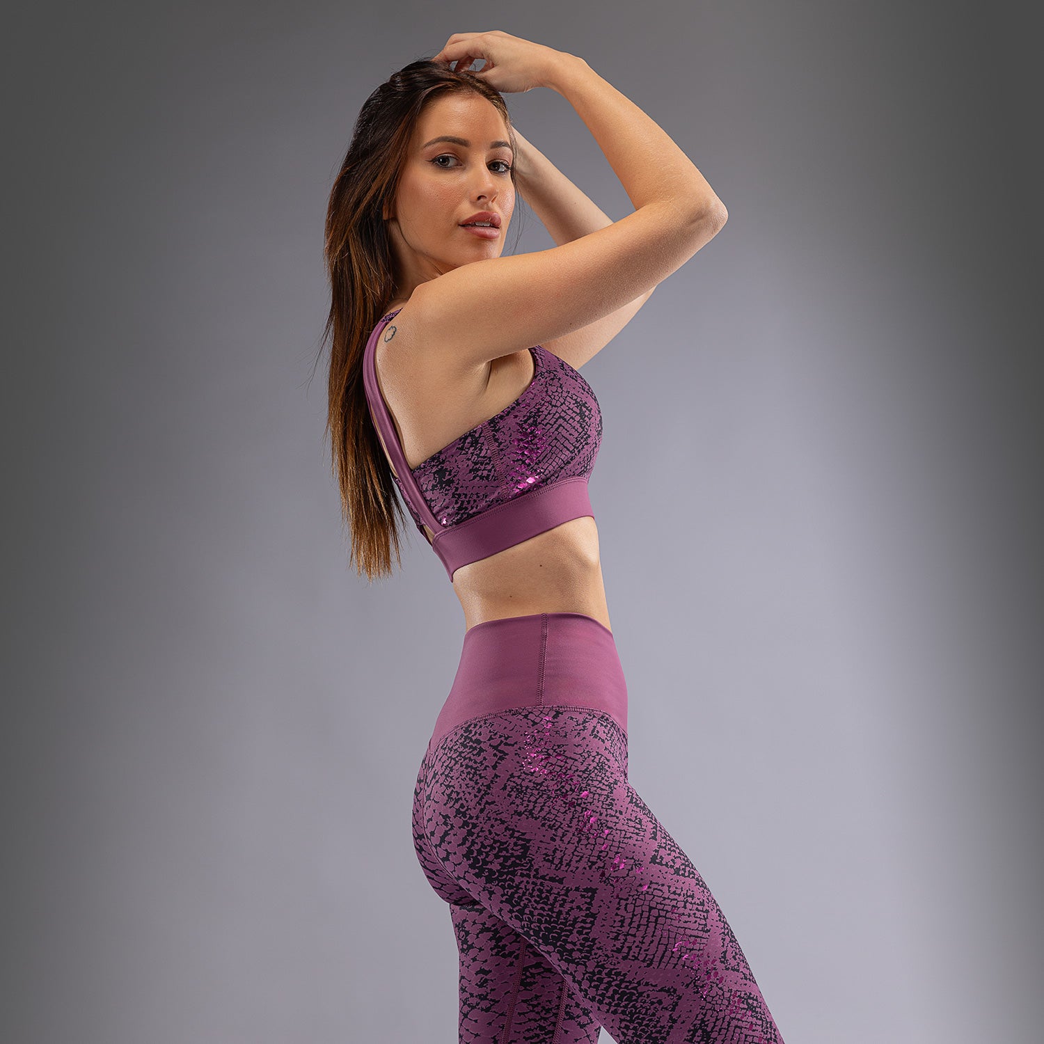 venum-amazonia-frauen-sport-bh-lila image 2