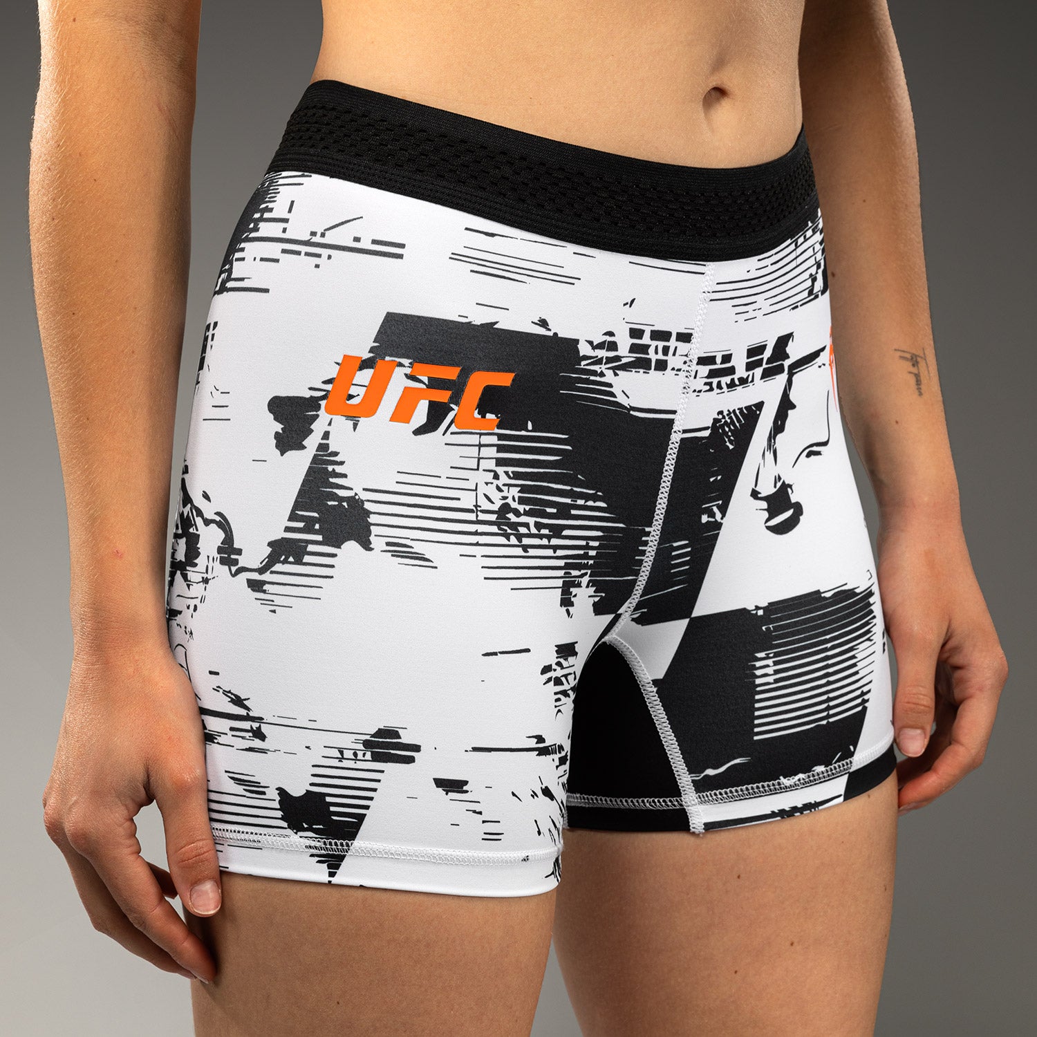 ufc-zenith-by-venum-authentic-fight-week-vale-tudo-short-damen-wei image 6
