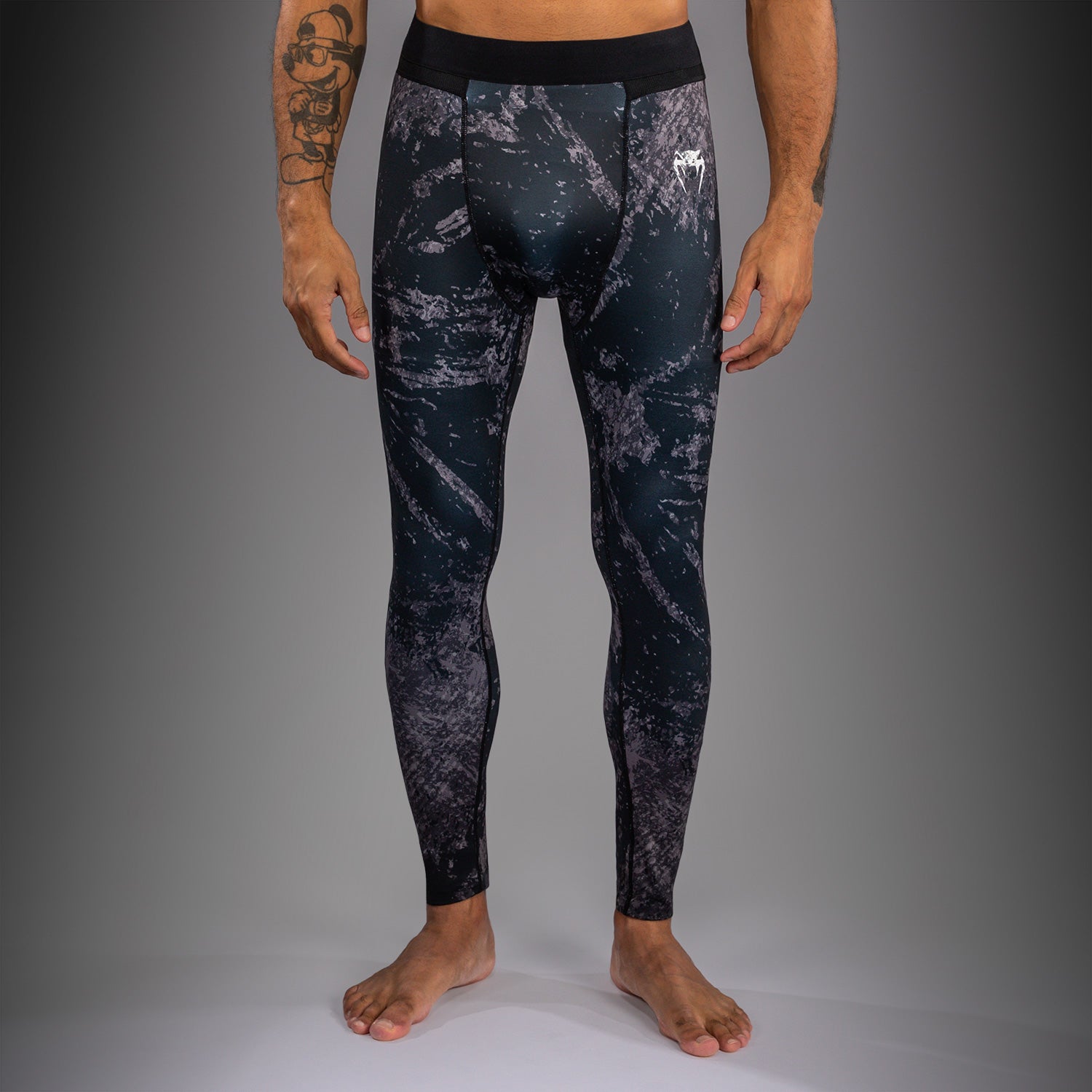 venum-rage-workout-kompressionshose-schwarz-grau image 1
