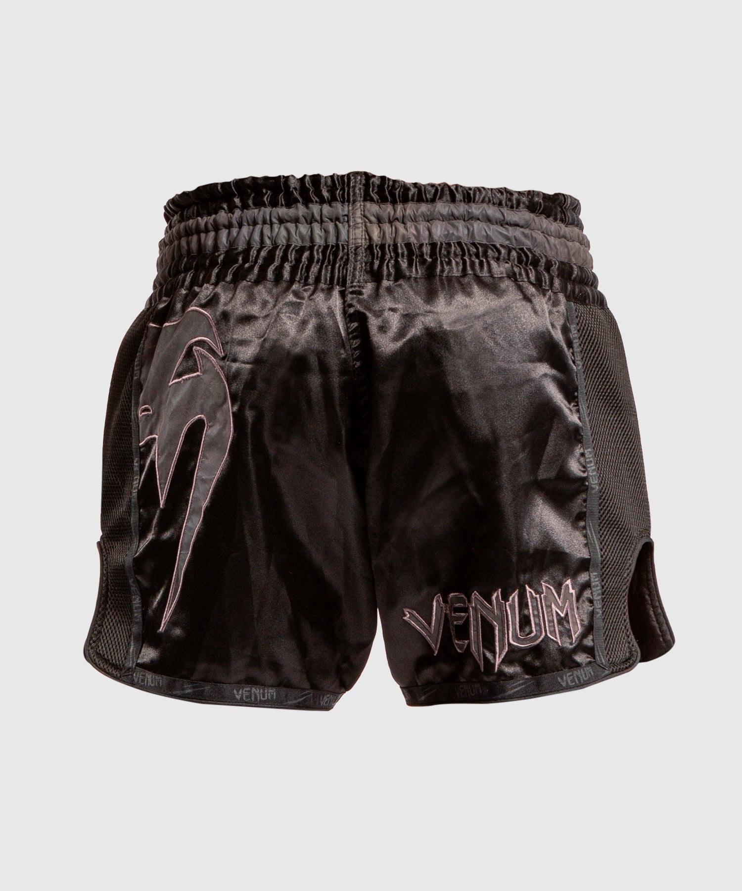 venum-giant-glow-muay-thai-shorts-schwarz image 2
