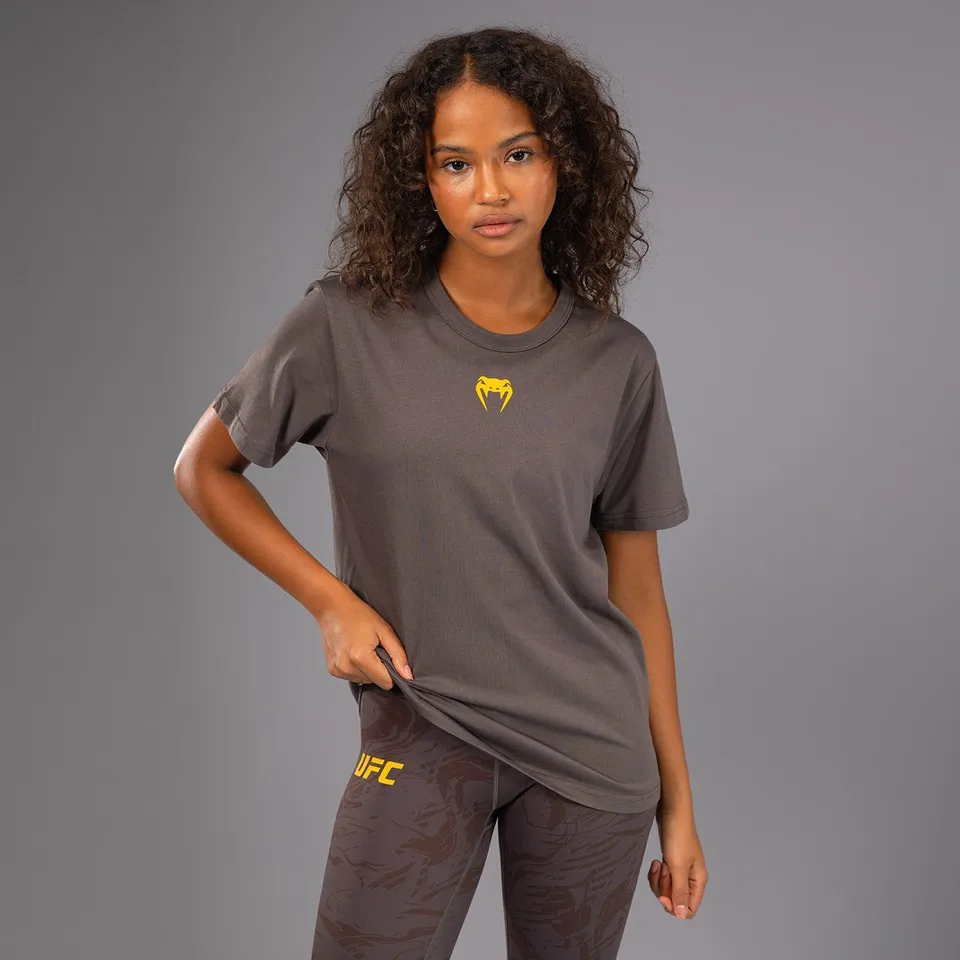ufc-fusion-by-venum-fight-week-damen-t-shirt-baumwolle-erdiges-braun image 1