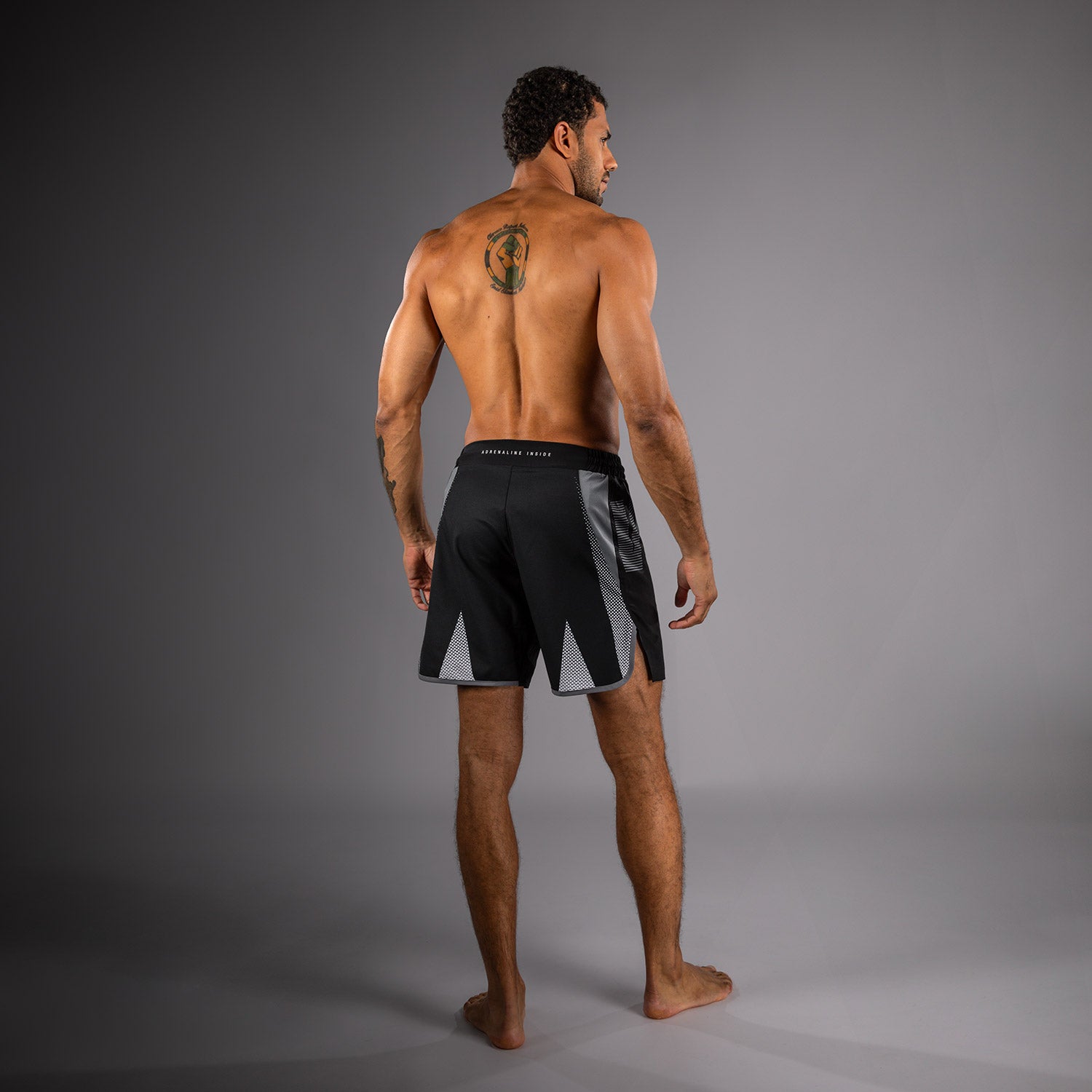 venum-adrenaline-fightshorts-schwarz-silbergrau image 3