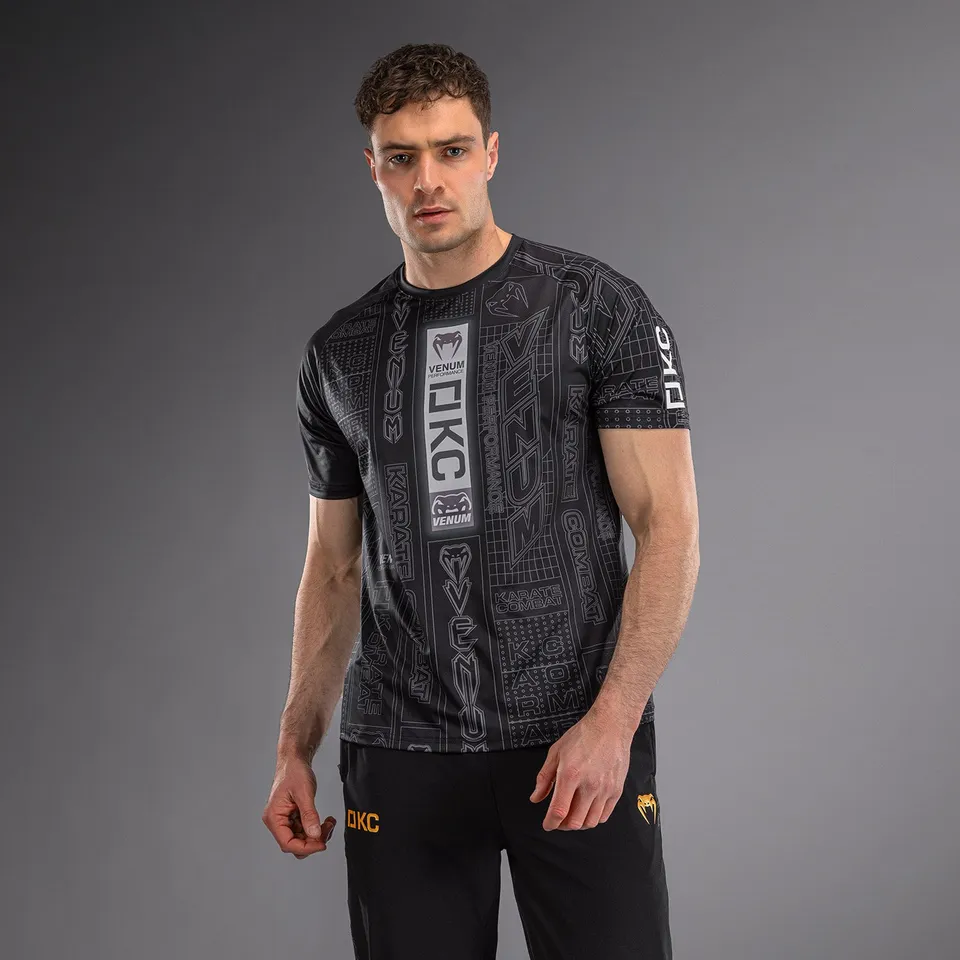 venum-karate-combat-dry-tech-t-shirt-schwarz-grau-herren image 1