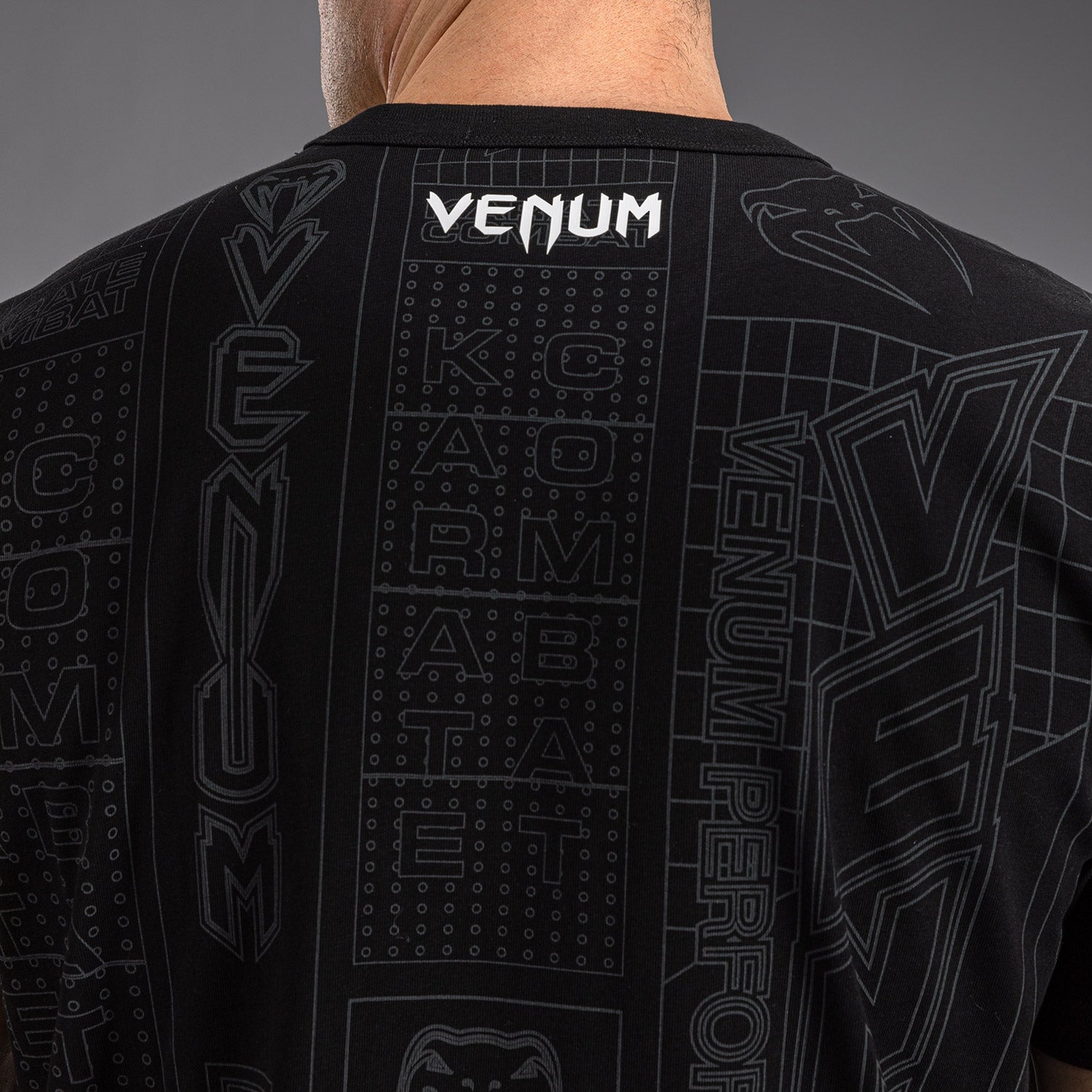 venum-karate-combat-t-shirt-schwarz-grau image 6