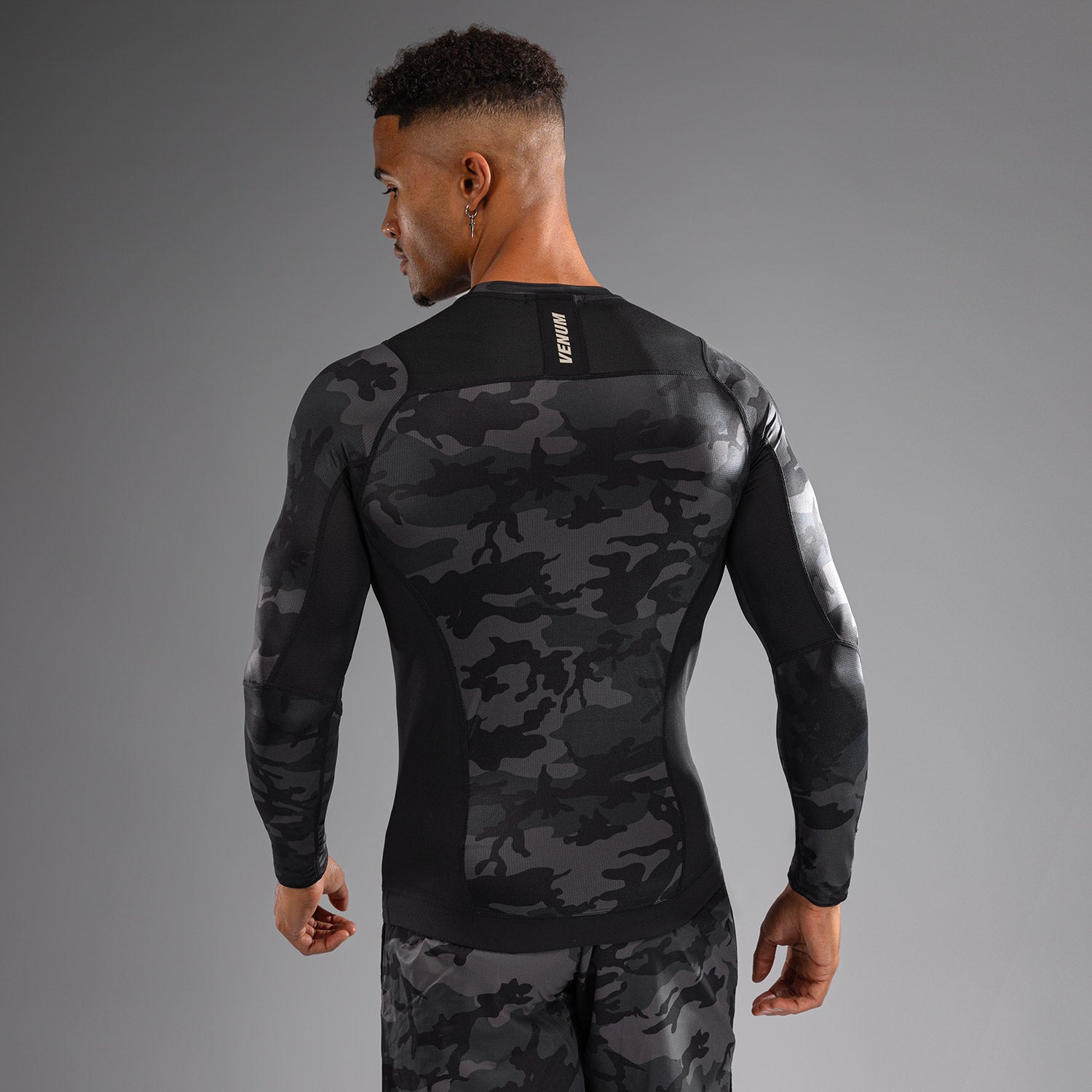 venum-g-fit-air-herren-langarm-rashguard-digital-urban-camo image 4