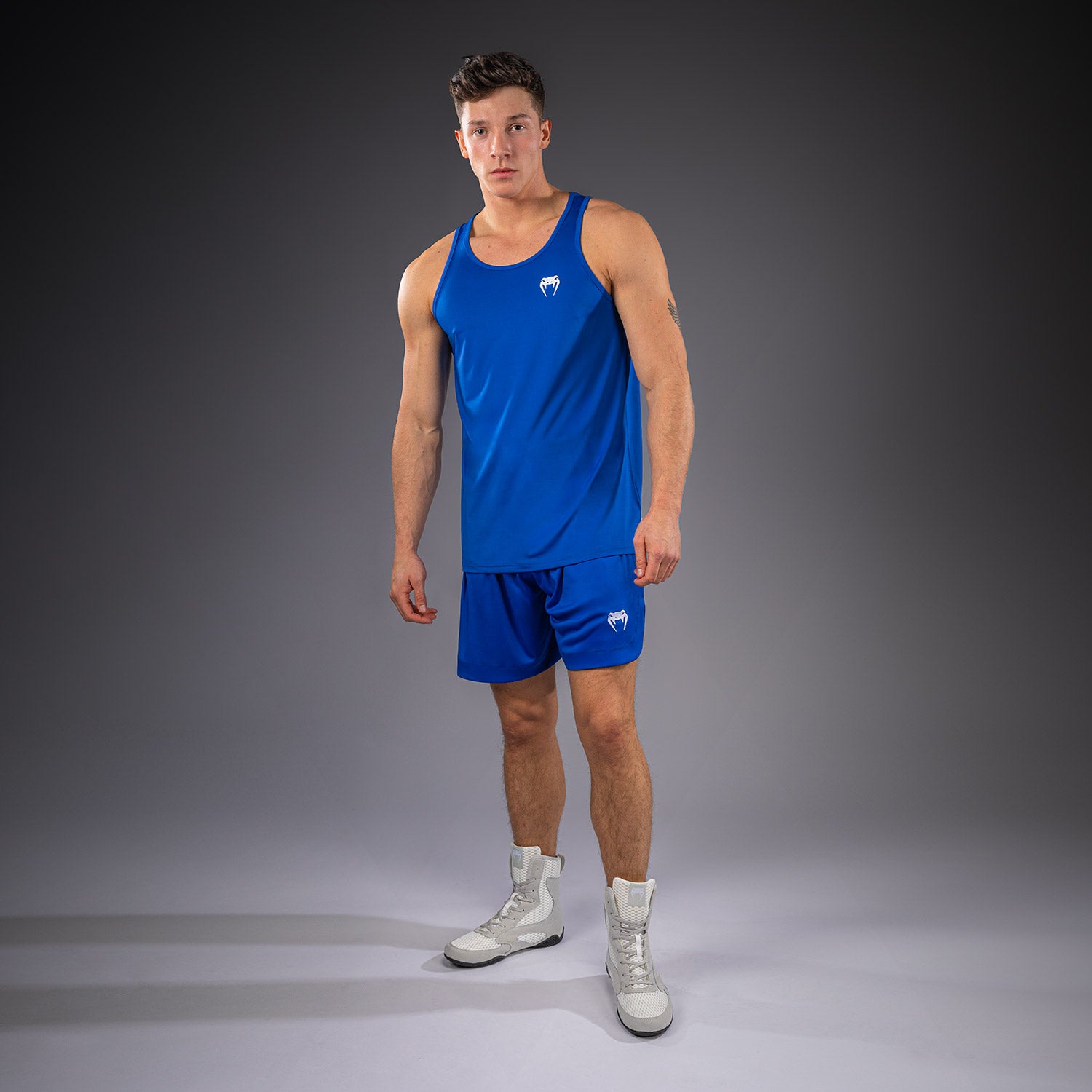 venum-contender-tanktop-herren-blau-rmellos image 5
