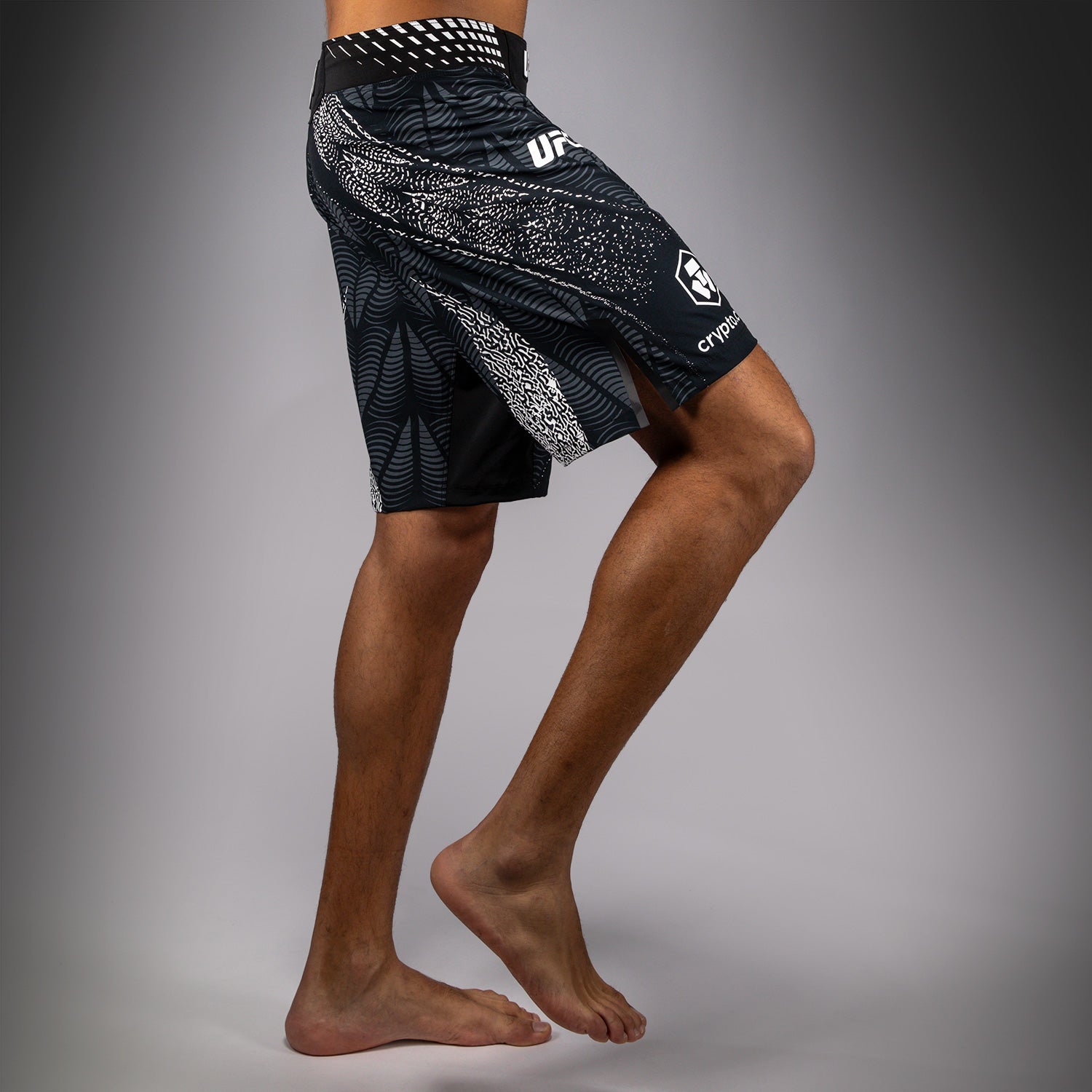 ufc-zenith-by-venum-authentic-fight-night-long-fit-fight-shorts-herren-personali image 4