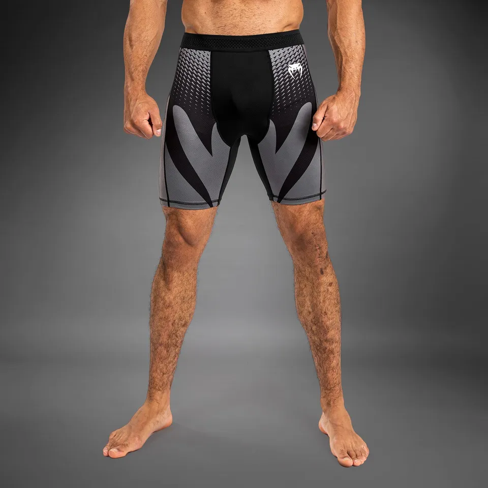 venum-attack-vale-tudo-short-herren-schwarz image 1