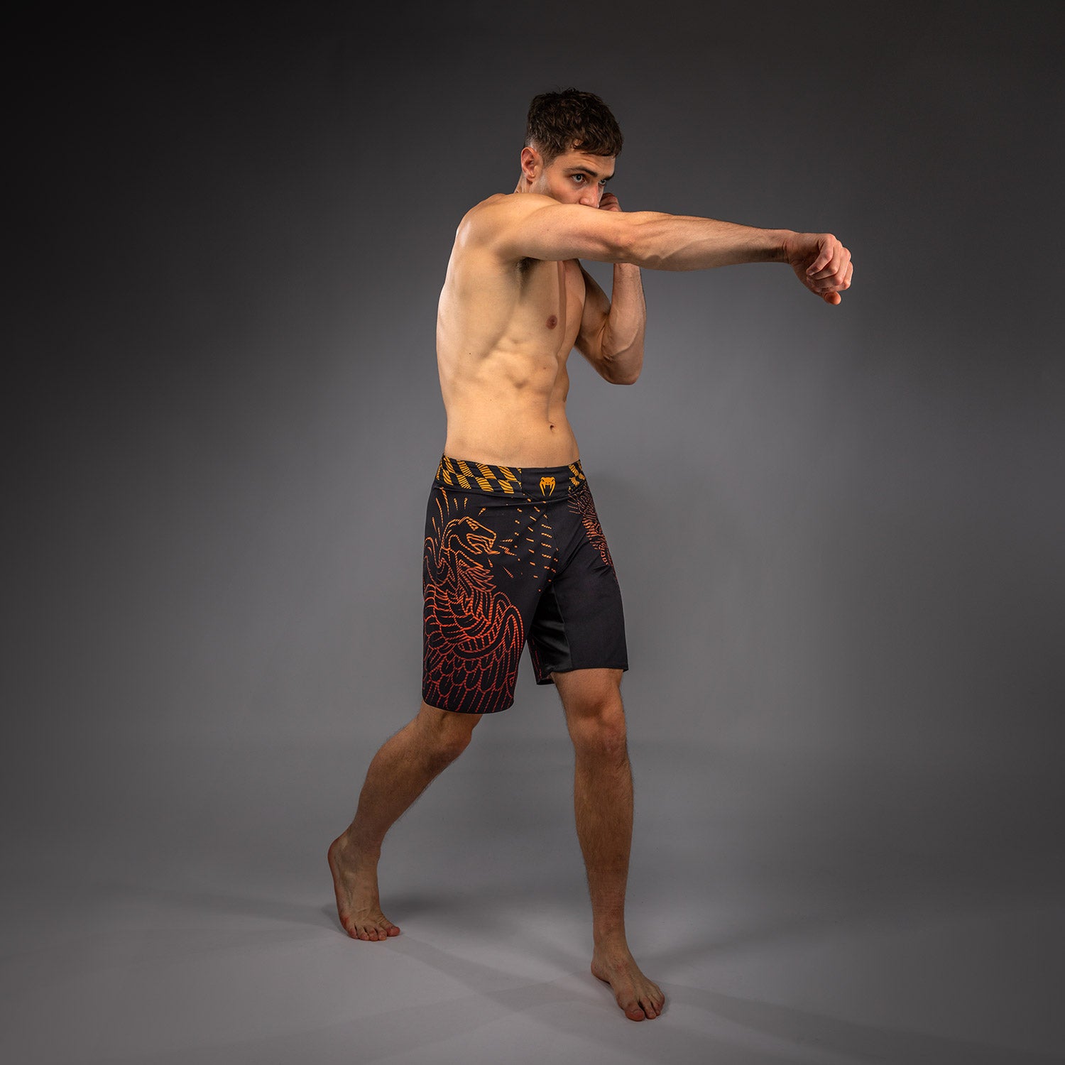 venum-quetzal-fury-fightshorts-schwarz-fury-rot-tangerine image 6