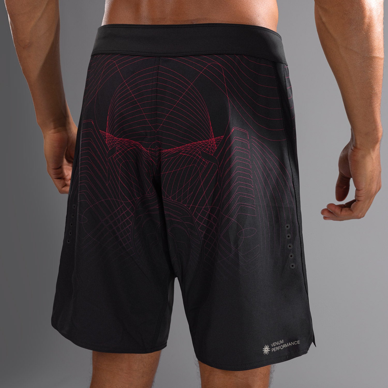 venum-g-fit-air-kampfshorts-herren-tiefschwarz-feuerrot image 6