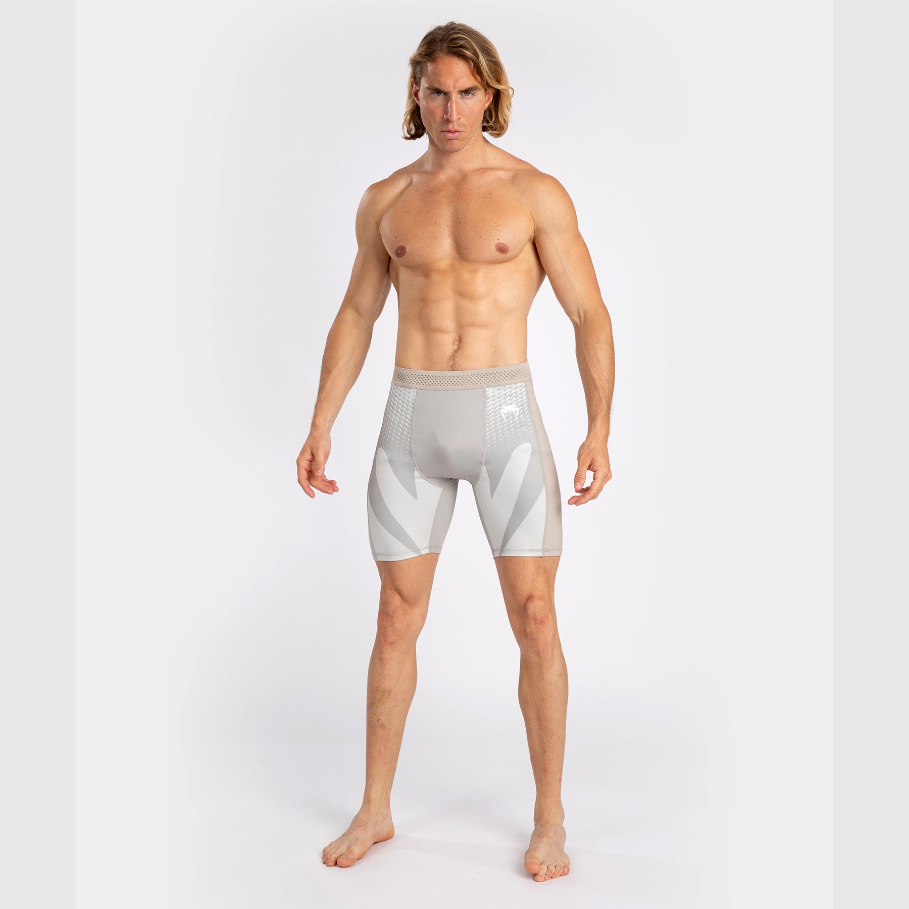 venum-attack-herren-vale-tudo-short-sand-beige image 1