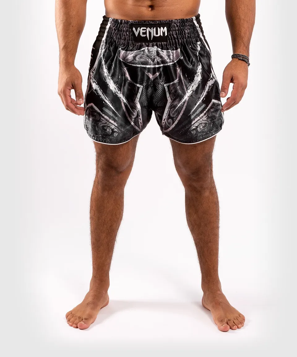 venum-gldtr-4-0-muay-thai-shorts-schwarz-wei-handgefertigt image 1