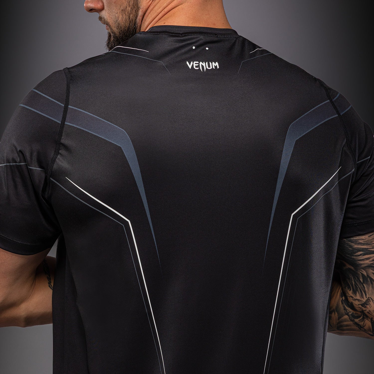 venum-streamline-dry-tech-t-shirt-schwarz-wei-f-r-herren image 7