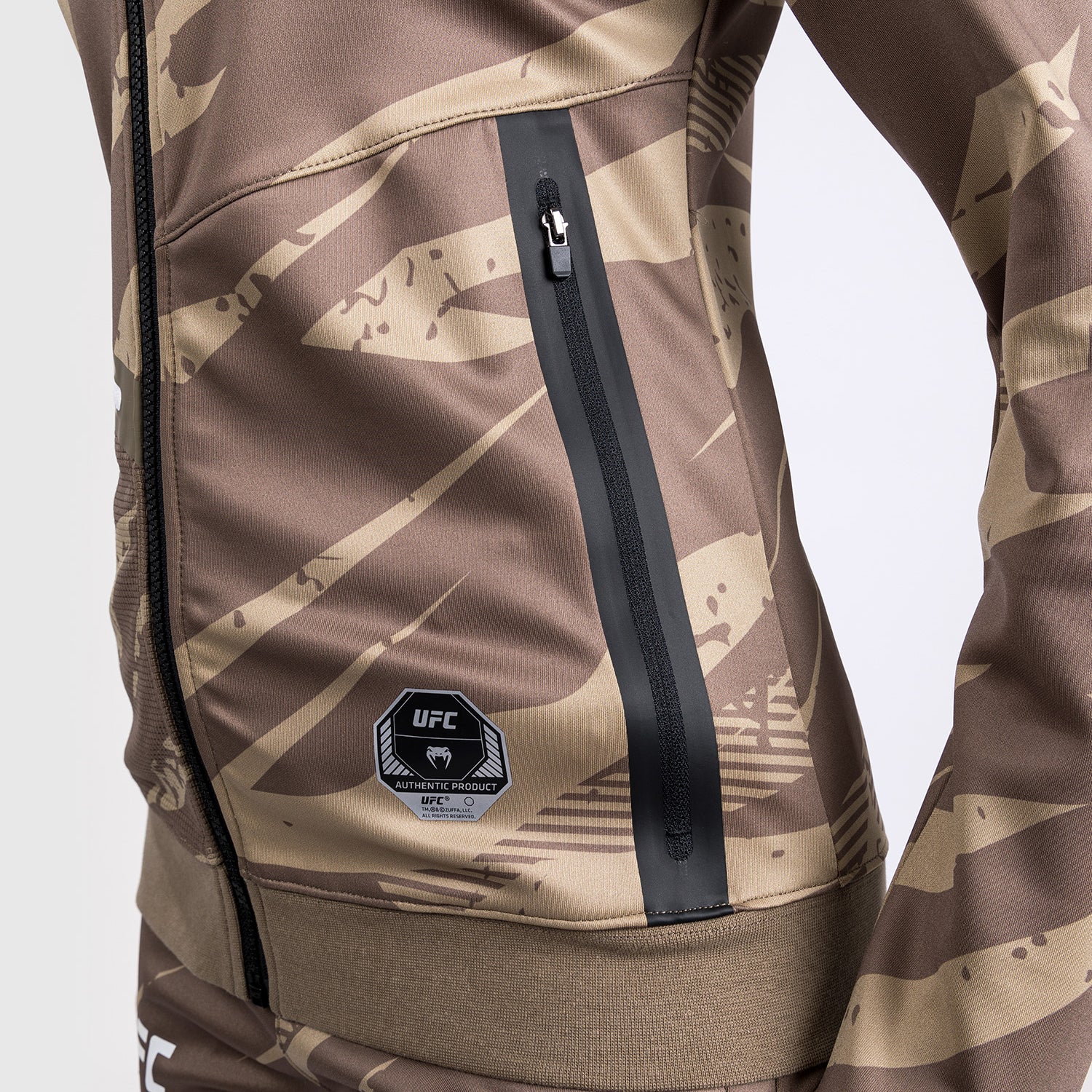 ufc-adrenaline-by-venum-fight-week-zip-hoodie-damen-desert-camo image 6