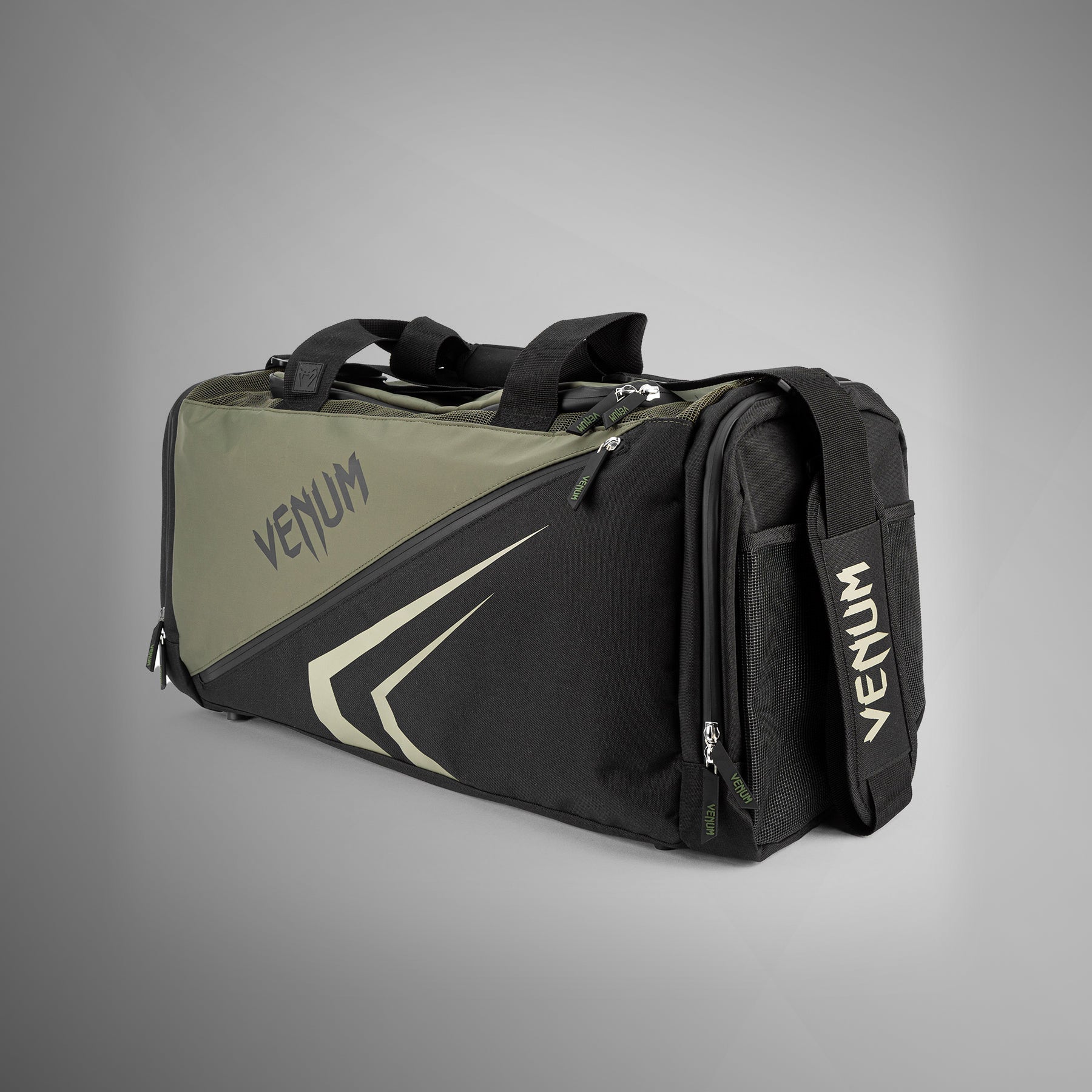 venum-trainer-lite-evo-sporttasche-48l-khaki-schwarz image 2