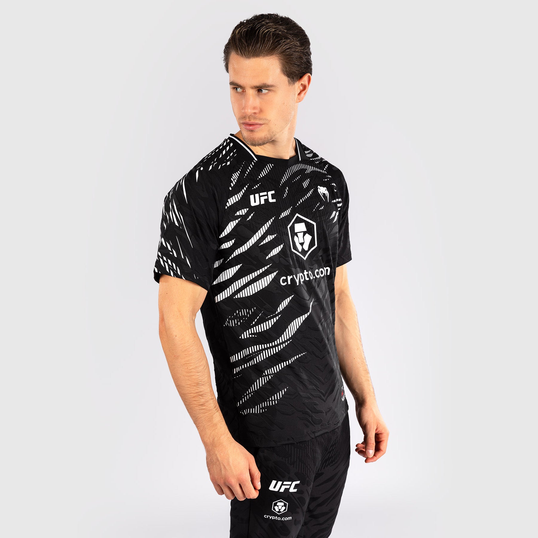 venum-ufc-fusion-authentic-fight-night-walkout-jersey-herren-schwarz image 3